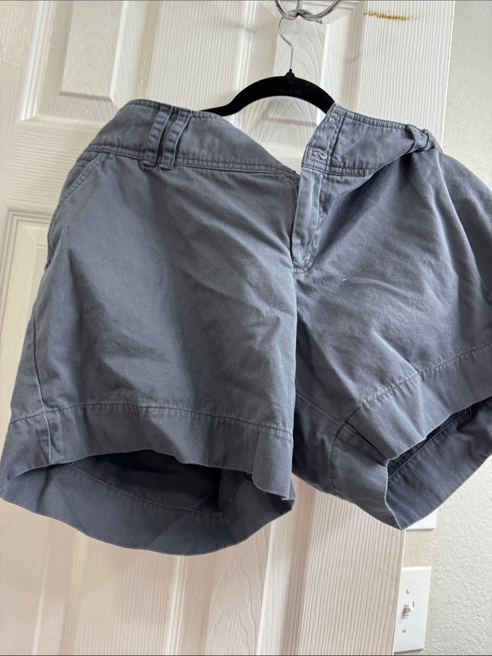 Mossimo Supply Co. Women's Gray Casual Bermuda Shorts